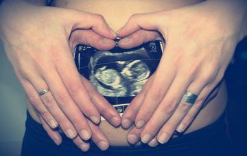 Anunciar embarazo a traves de una ecografria